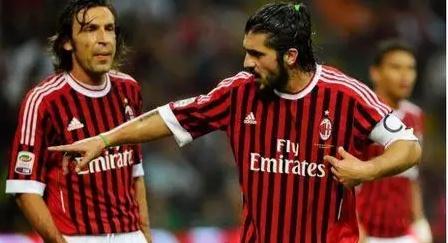 足球报：邵佳一确认当选中国国家队新任主帅！