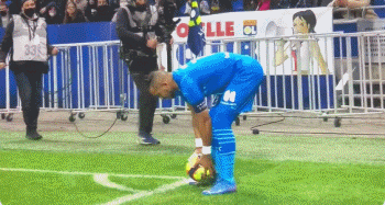 孙兴慜：来洛杉矶FC是为赢得奖杯，明年所有比赛都要取得成功