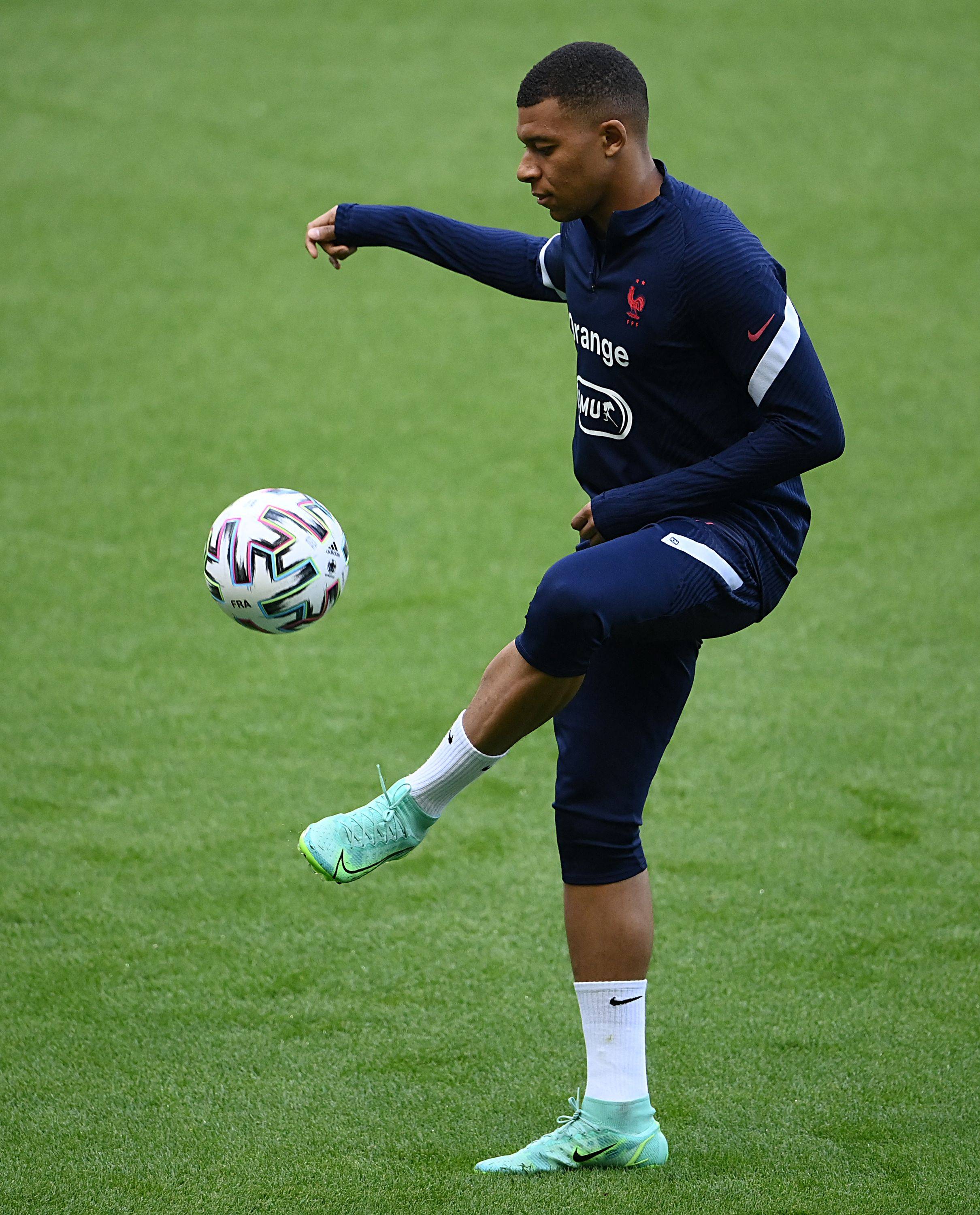 替补登场攻入1球，李嗣镕完成个人中超生涯首秀