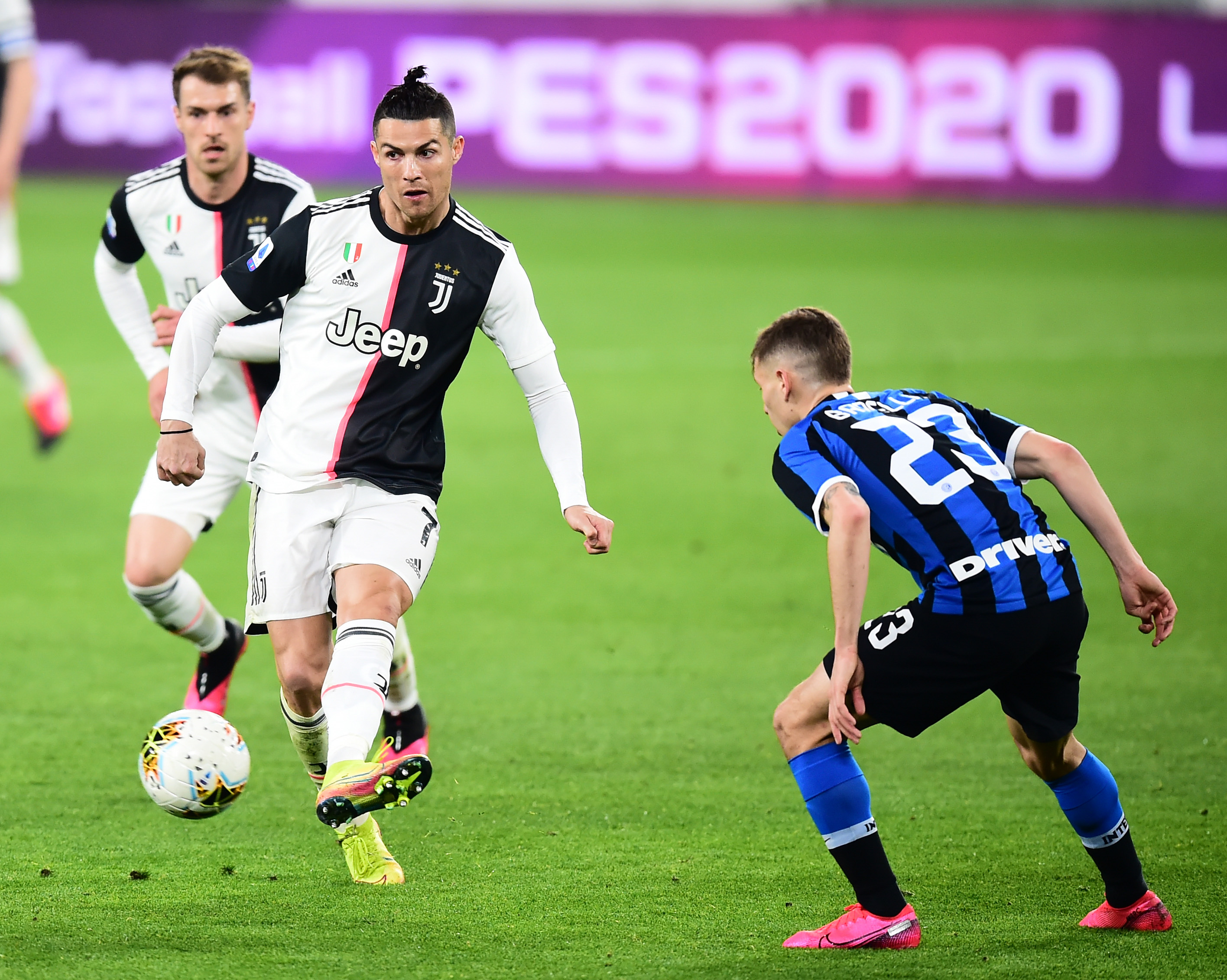 他终于等到属于自己的掌声