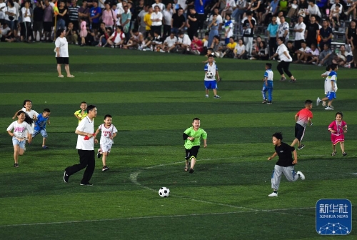 邮报：现阶段看红军冬窗不太可能引援，有一些传闻但没有进展