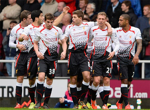 曝皇马已解雇阿隆索！踢曼城后正式官宣 42岁青训传奇任临时教练