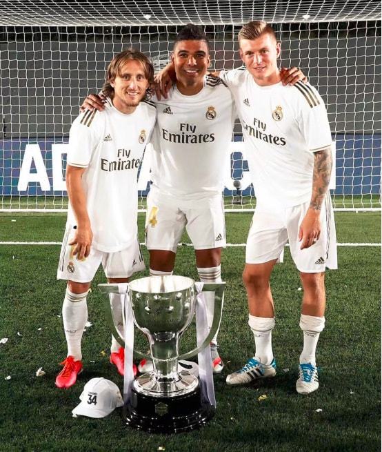 维拉10轮9胜升至第二，上次取得如此战绩还是1919年